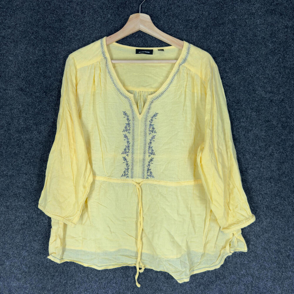 Avenue Blouse Women 22/24 Plus Yellow Floral Embroidered V-Neck 3/4 Sleeve